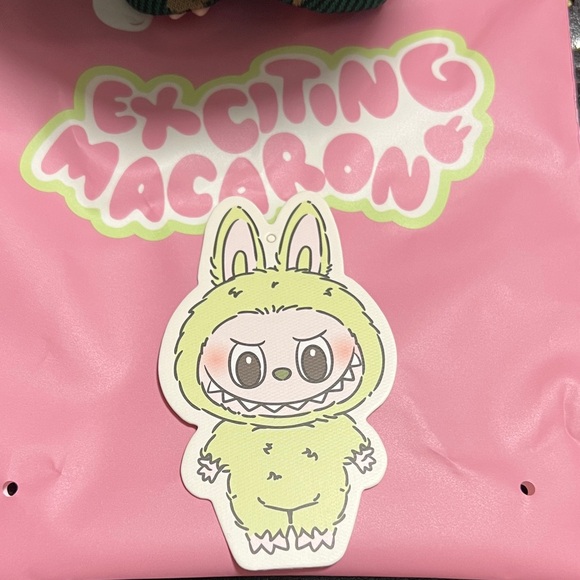 GREEN GRAPES ~ EXCITING MACARON ~ AUTHENTIC POPMART LABUBU - Picture 2 of 6